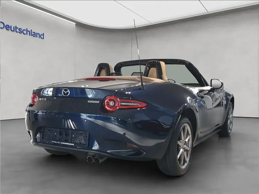 Mazda MX-5 - Thumbnail 5