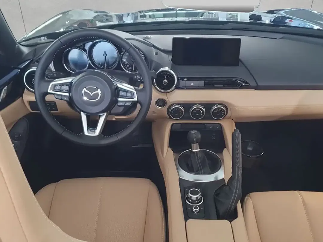Mazda MX-5 - Thumbnail 9