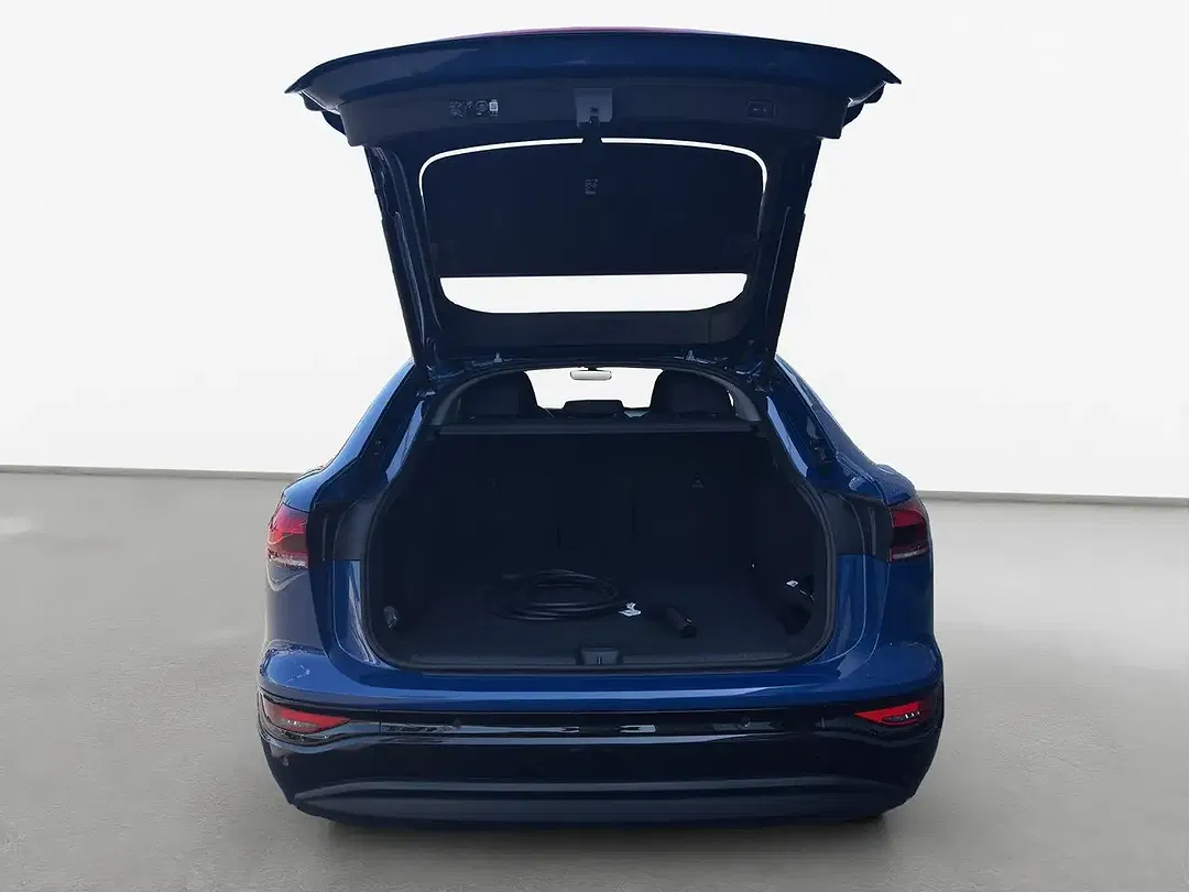 Audi Q6 e-tron - Thumbnail 8