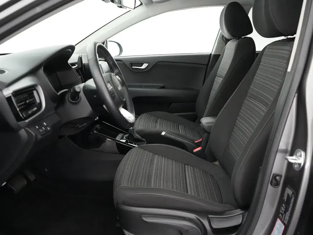 Kia Stonic - Thumbnail 11