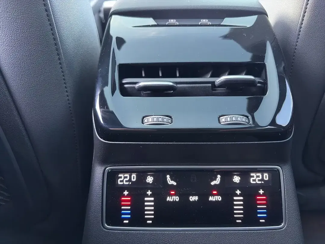 Audi A6 - Thumbnail 15