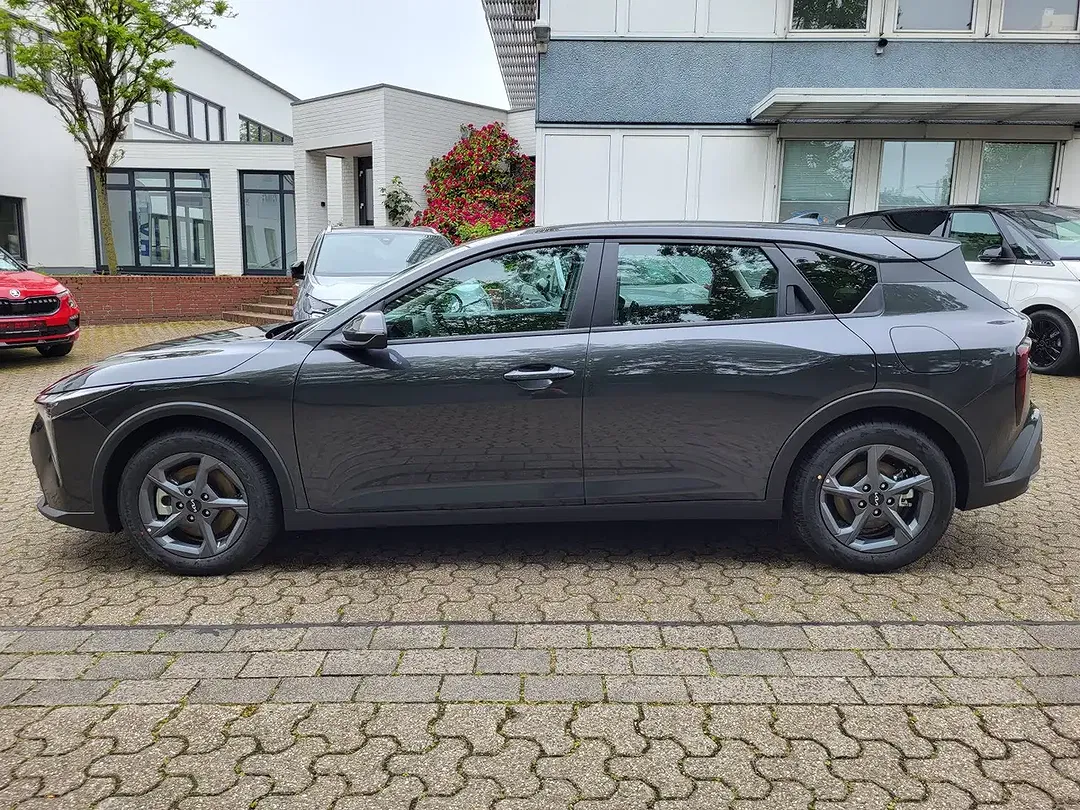 Kia K4 - Thumbnail 5