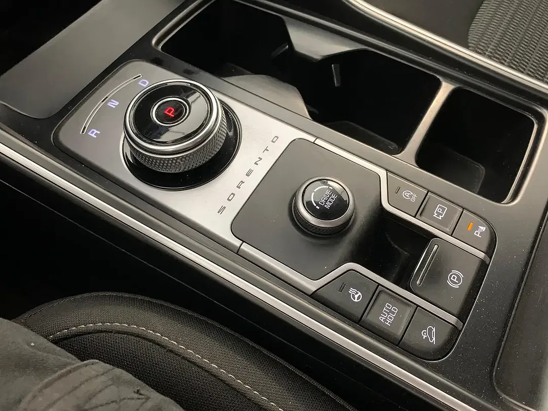 Kia Sorento - Thumbnail 10
