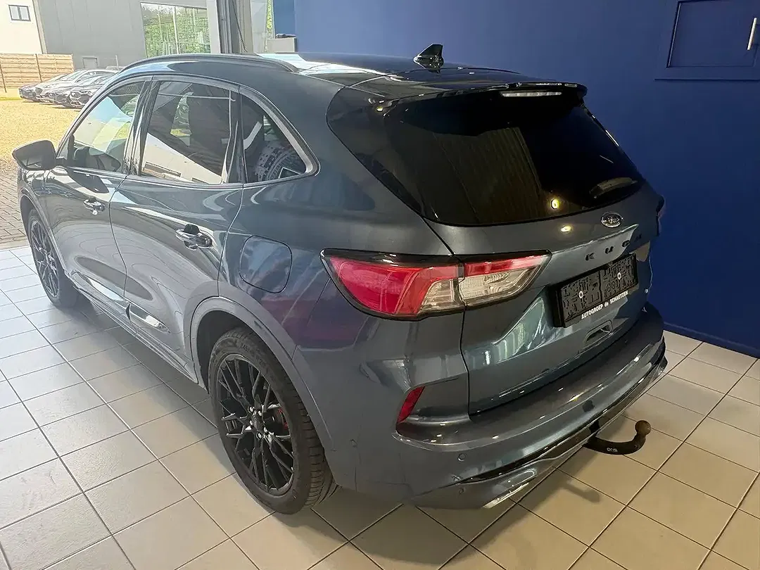 Ford Kuga - Thumbnail 4