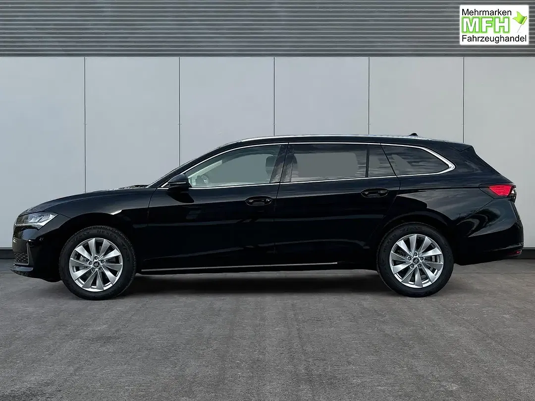 Skoda Superb - Thumbnail 2
