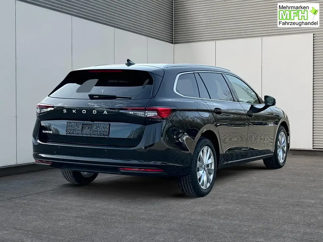 Skoda Superb - Thumbnail 3