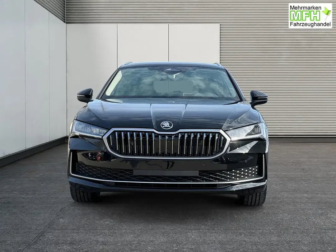 Skoda Superb - Thumbnail 6