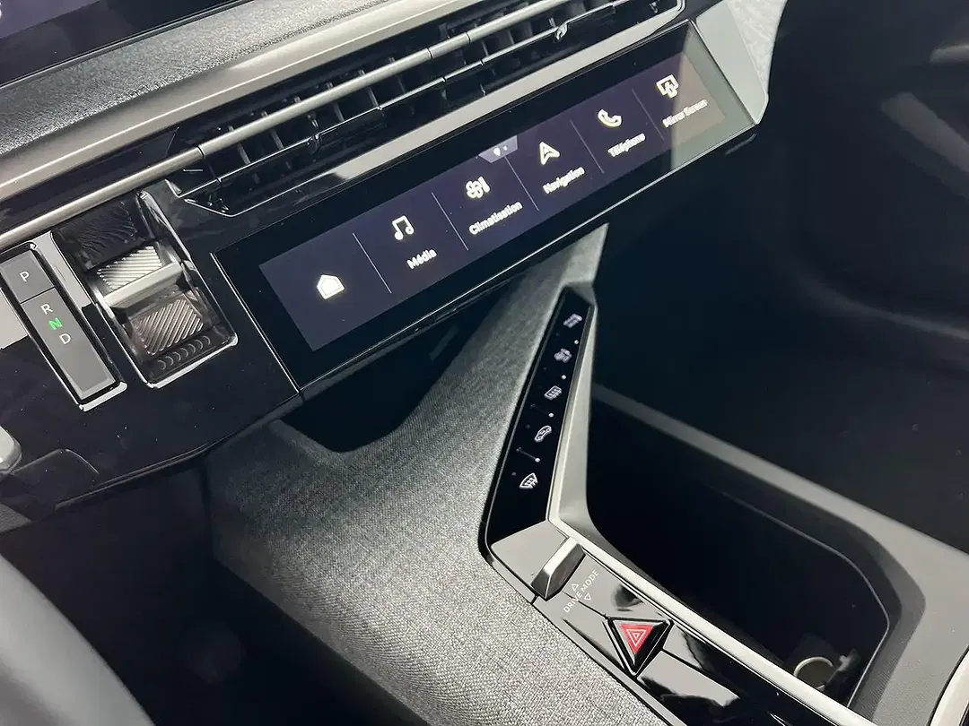 Peugeot 5008 - Thumbnail 13