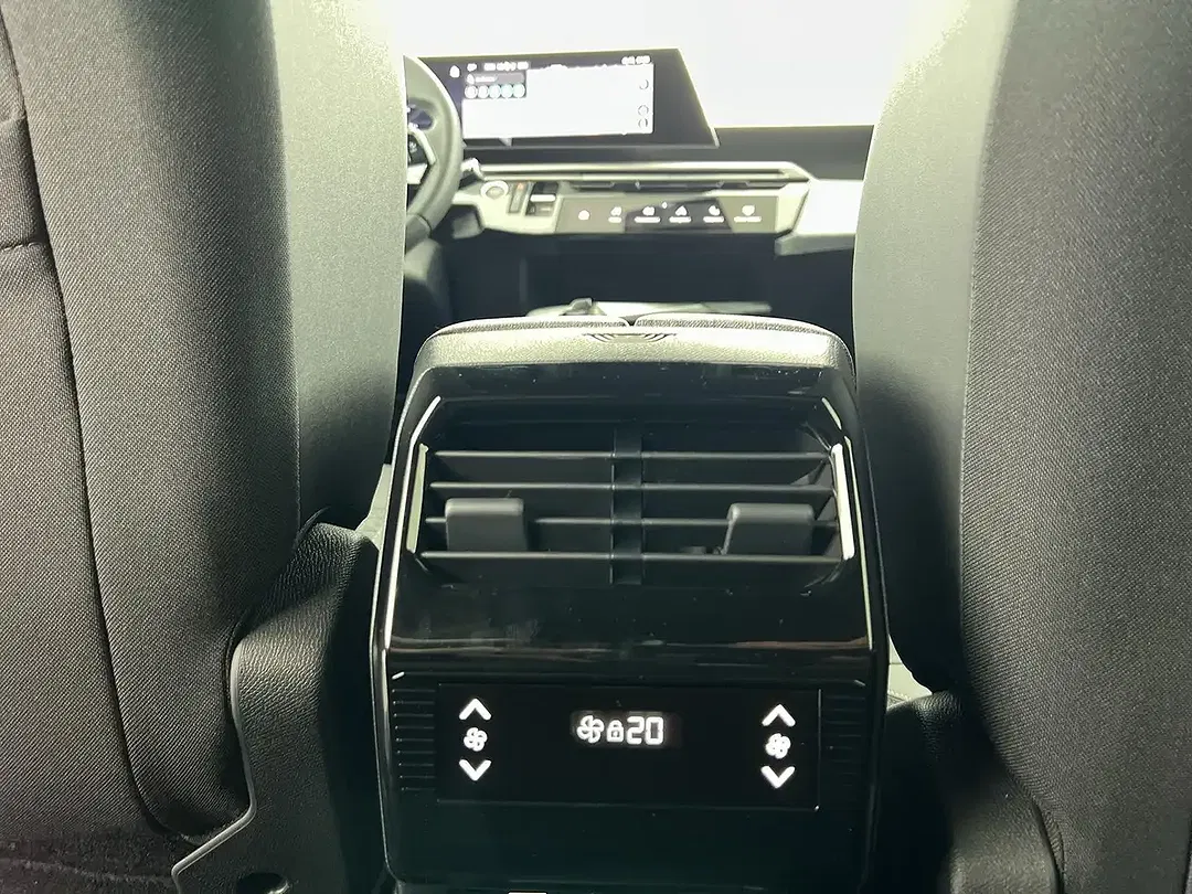 Peugeot 5008 - Thumbnail 18