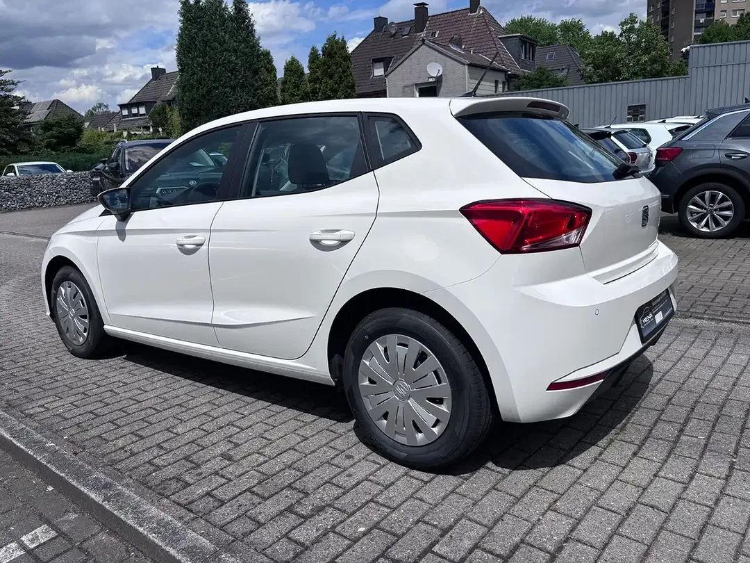 SEAT Ibiza - Thumbnail 4