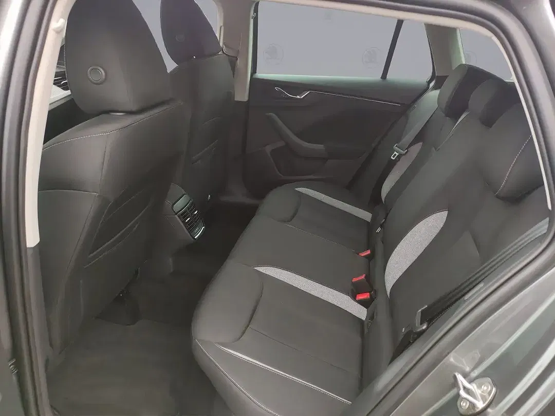 Skoda Scala - Thumbnail 10