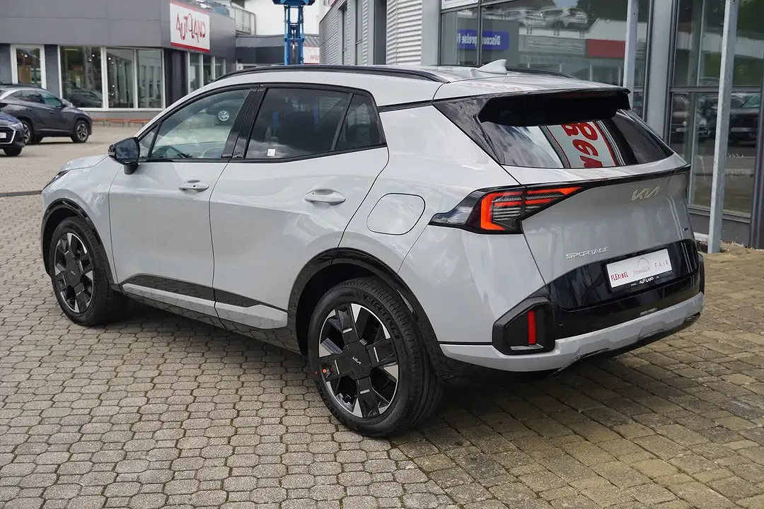 Kia Sportage - Thumbnail 3