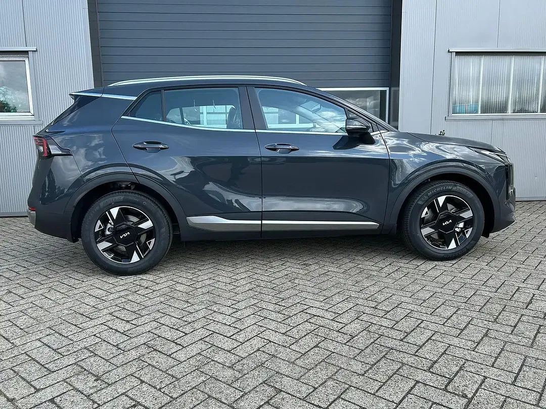 Kia Sportage - Thumbnail 1