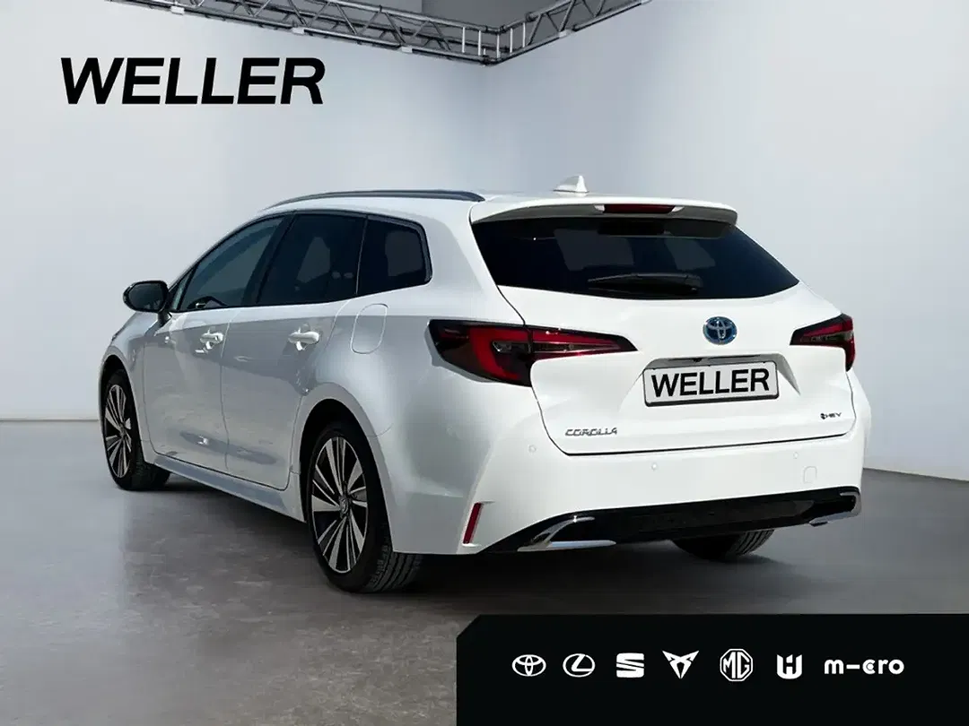 Toyota Corolla - Thumbnail 6