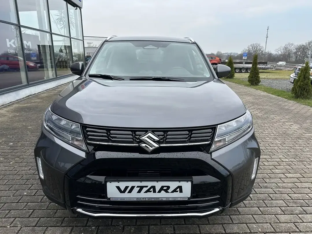 Suzuki Vitara - Thumbnail 3