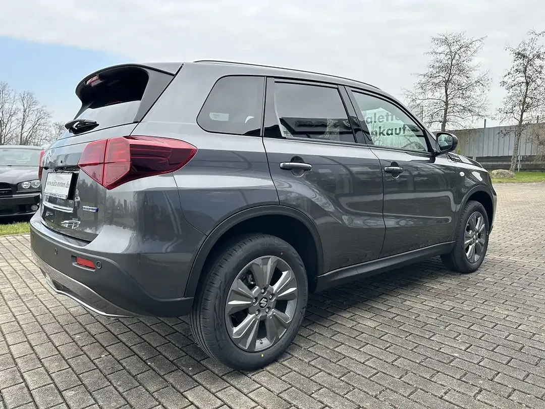 Suzuki Vitara - Thumbnail 6