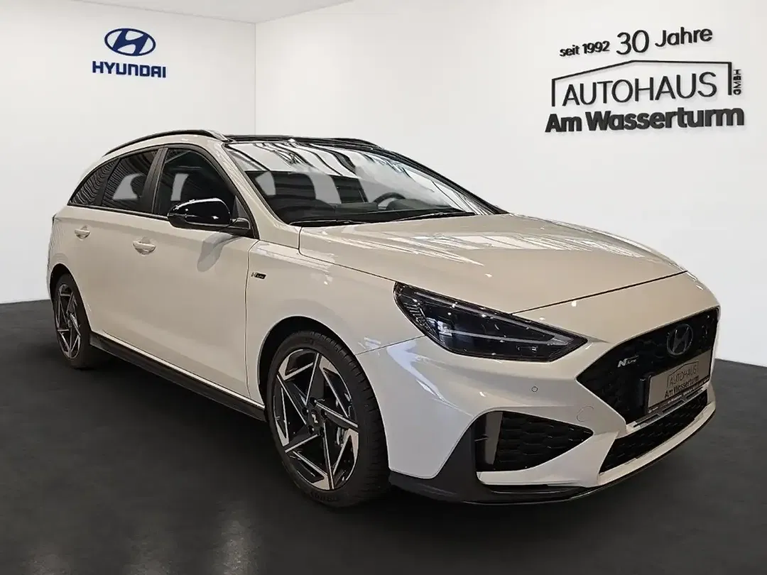 Hyundai i30 - Thumbnail 2
