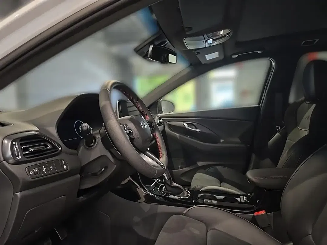 Hyundai i30 - Thumbnail 8