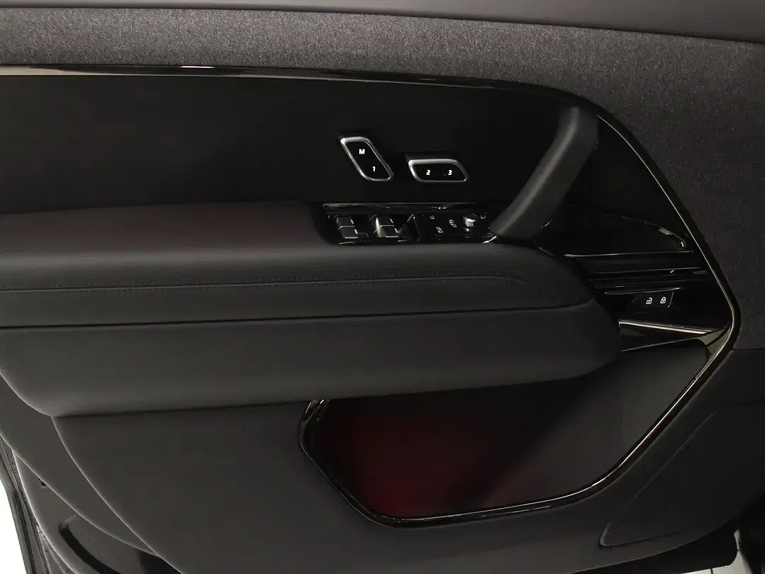 Land Rover Range Rover Sport - Thumbnail 11