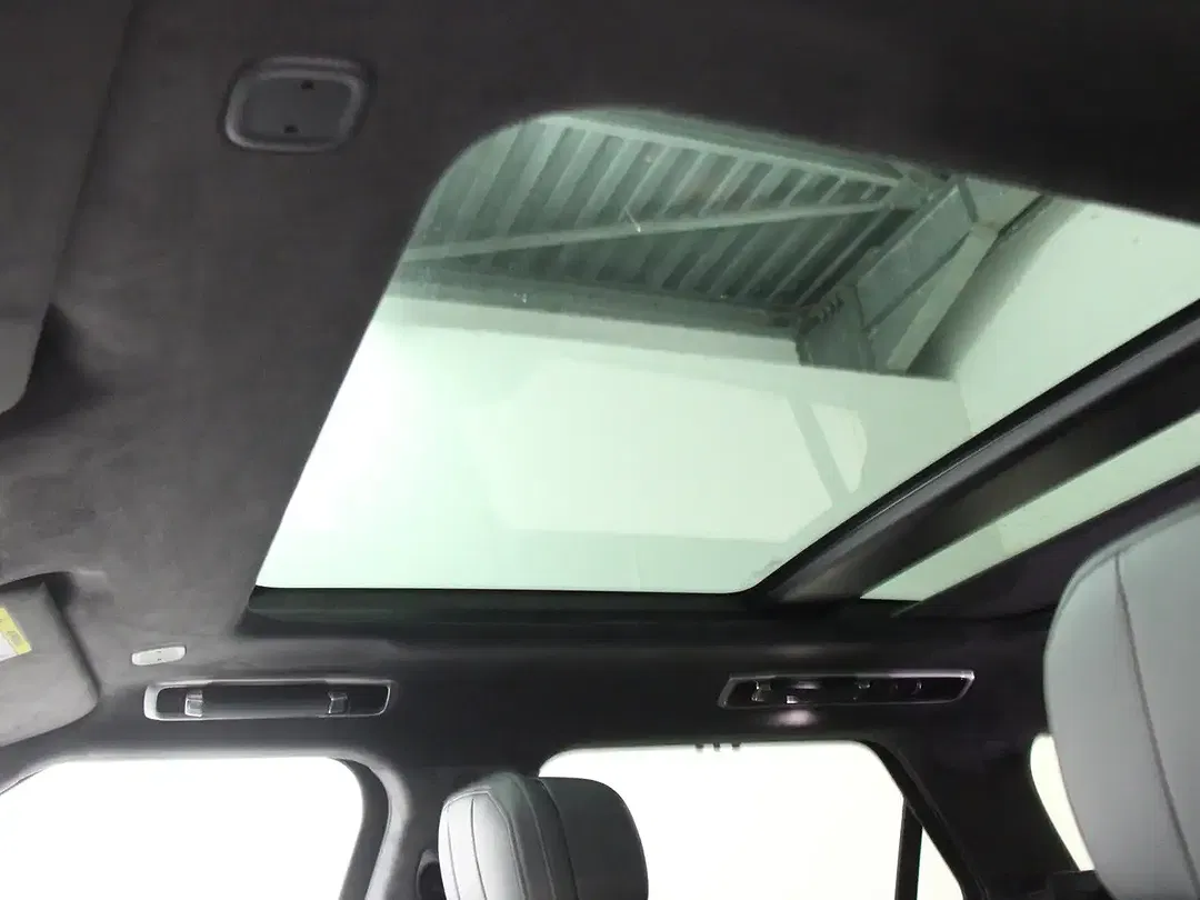Land Rover Range Rover Sport - Thumbnail 9