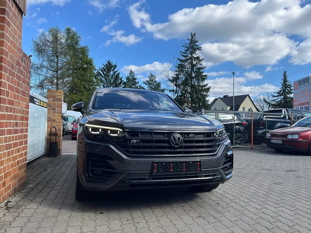Volkswagen Touareg - Thumbnail 5