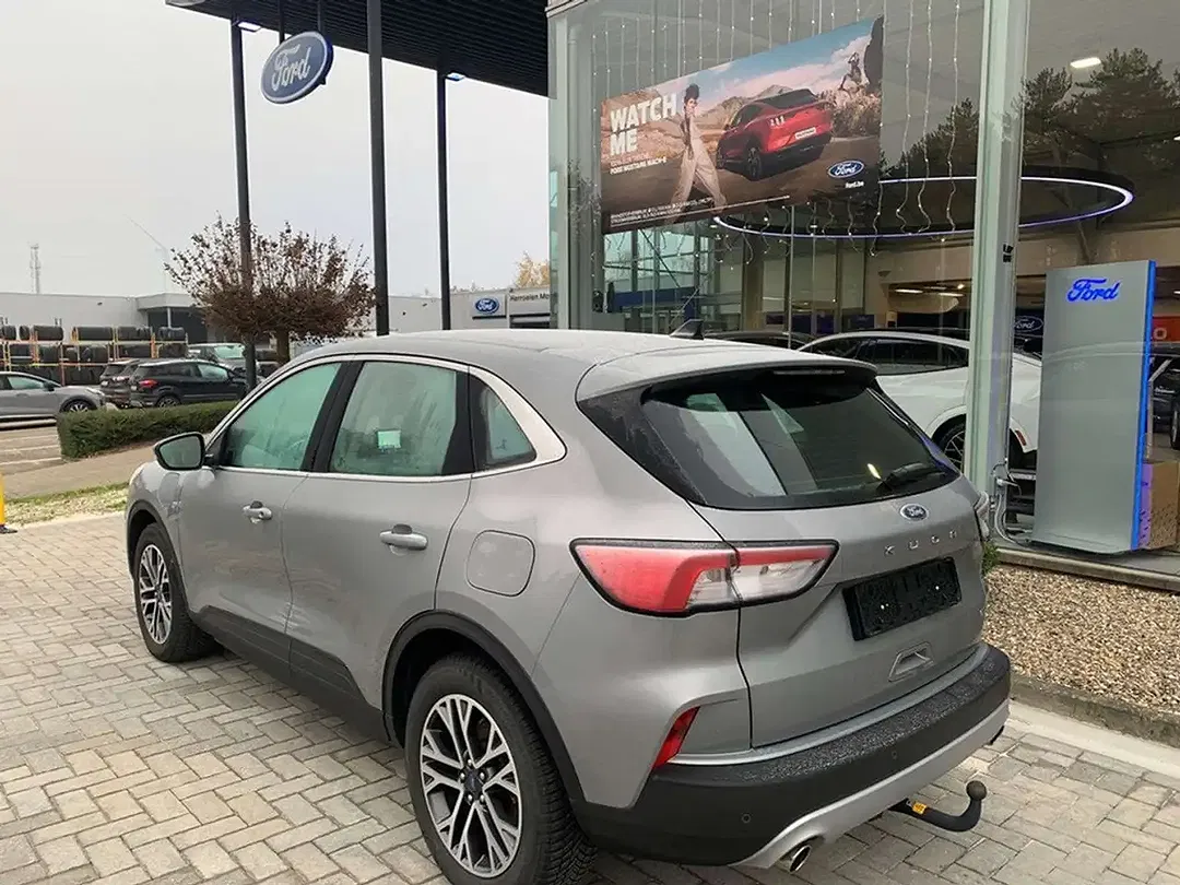 Ford Kuga - Thumbnail 3