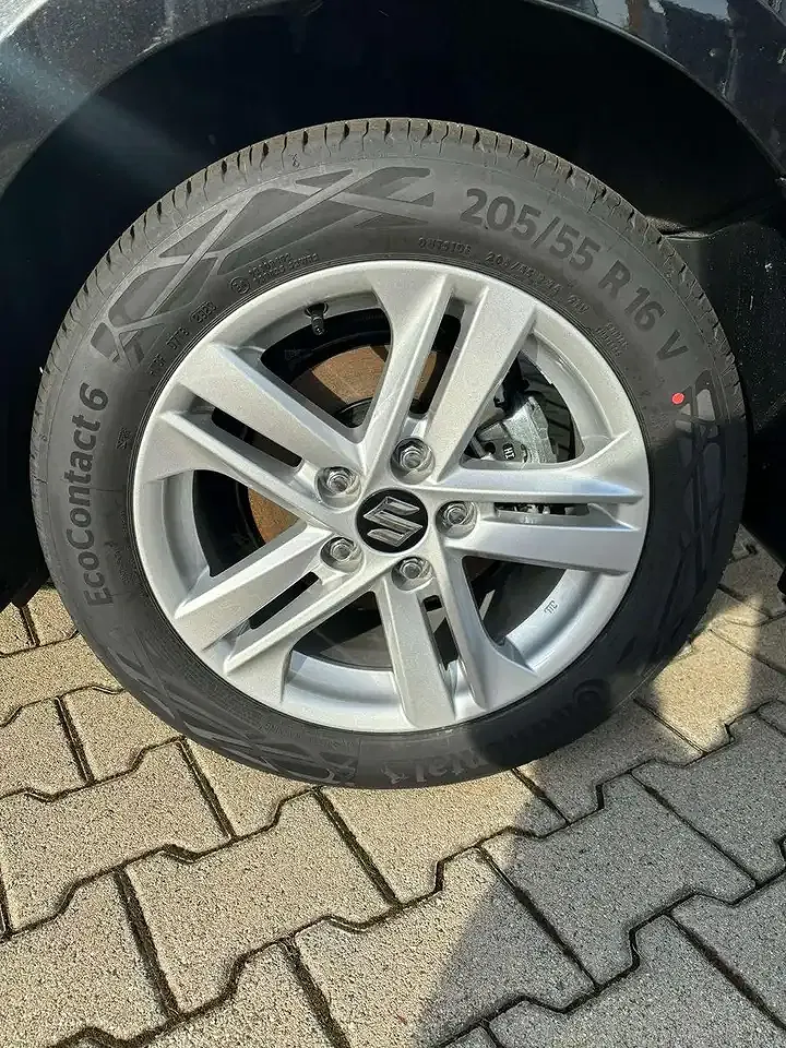 Suzuki Swace - Thumbnail 14