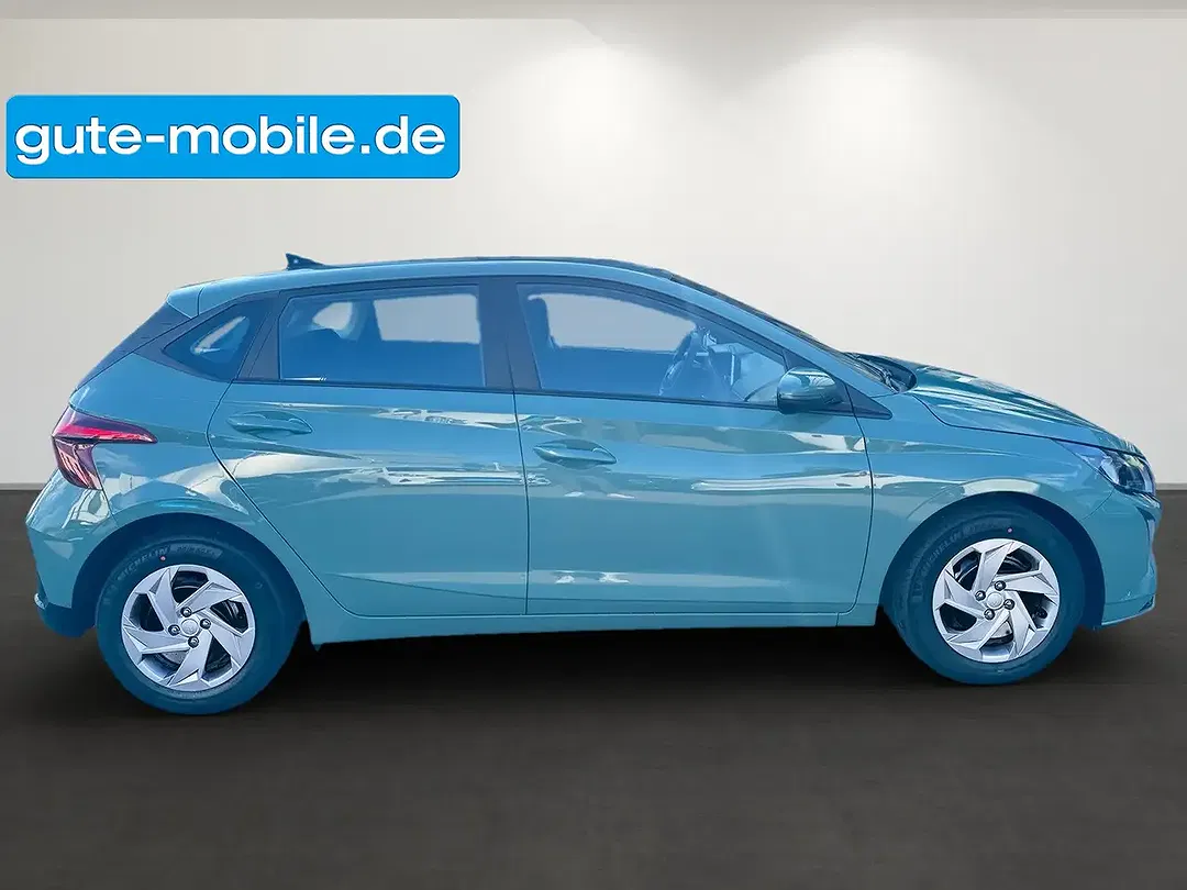 Hyundai i20 - Thumbnail 3