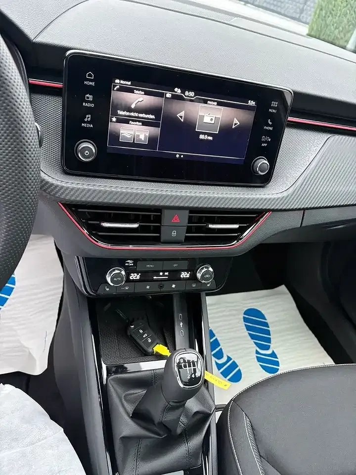 Skoda Kamiq - Thumbnail 8