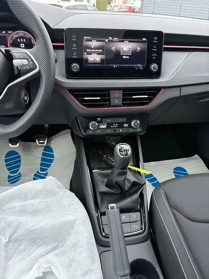Skoda Kamiq - Thumbnail 9