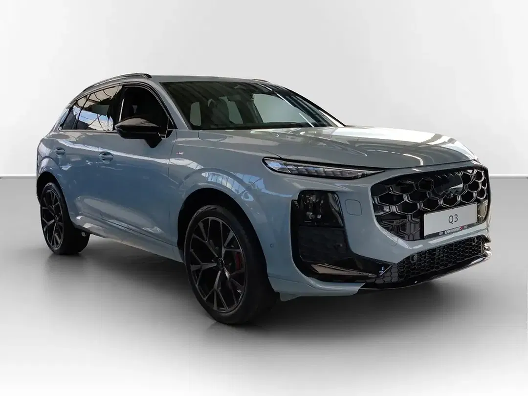 Audi Q3 - Thumbnail 3