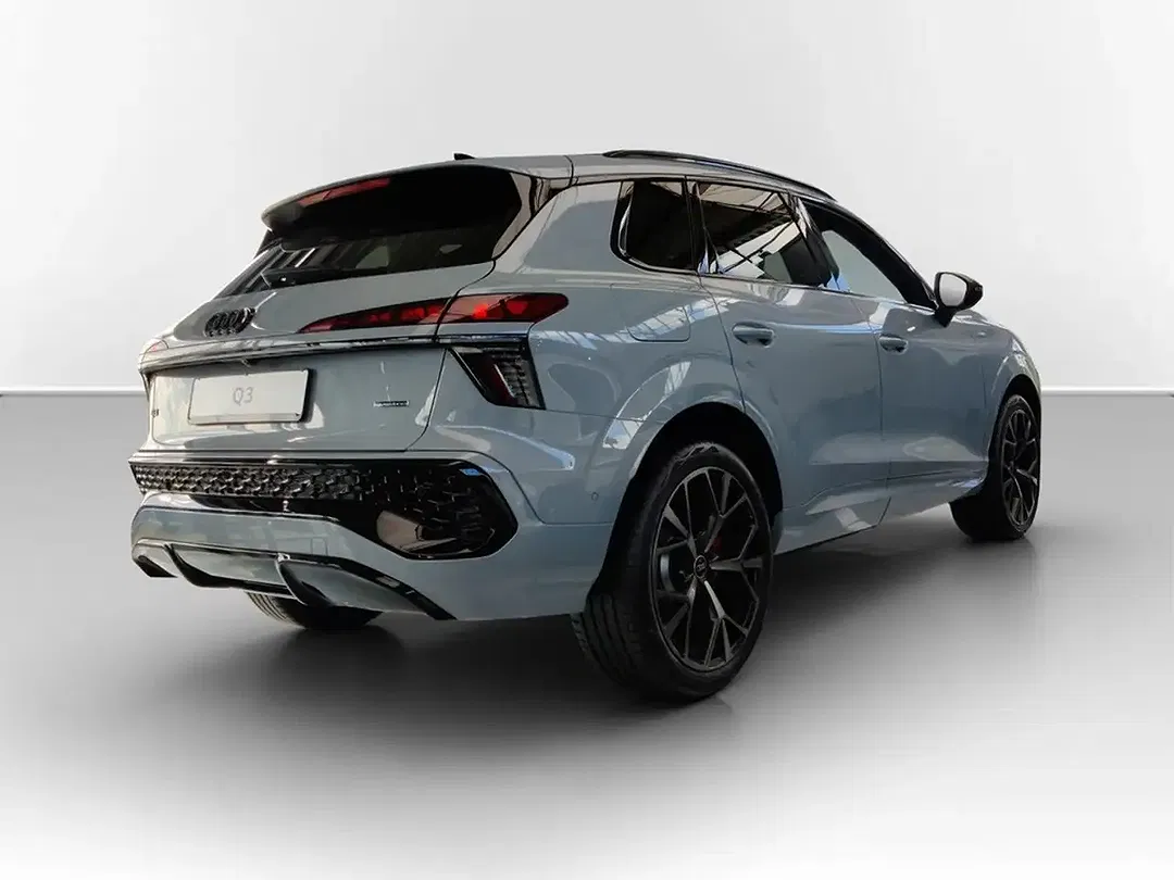 Audi Q3 - Thumbnail 4