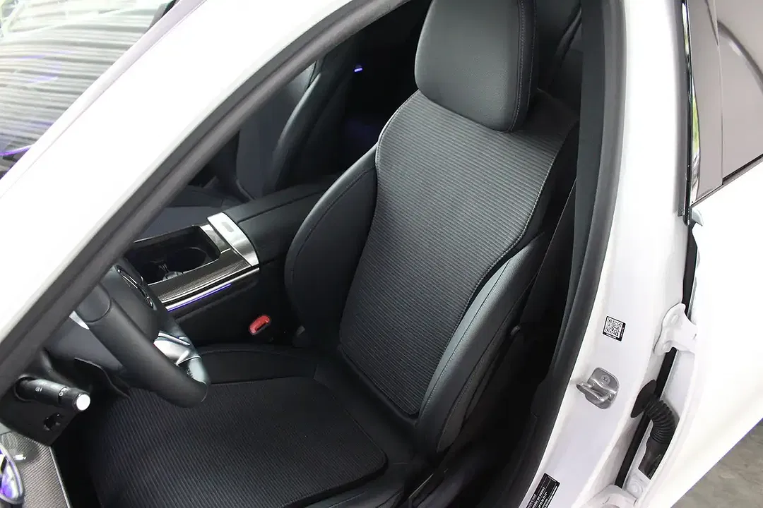 Mercedes-Benz C 220 - Thumbnail 6