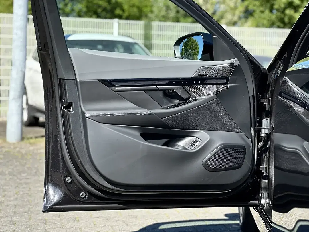 BMW 540 - Thumbnail 8