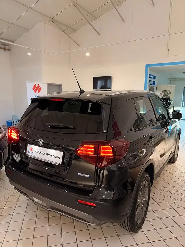 Suzuki Vitara - Thumbnail 11