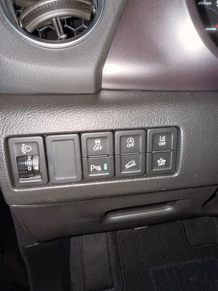 Suzuki Vitara - Thumbnail 13