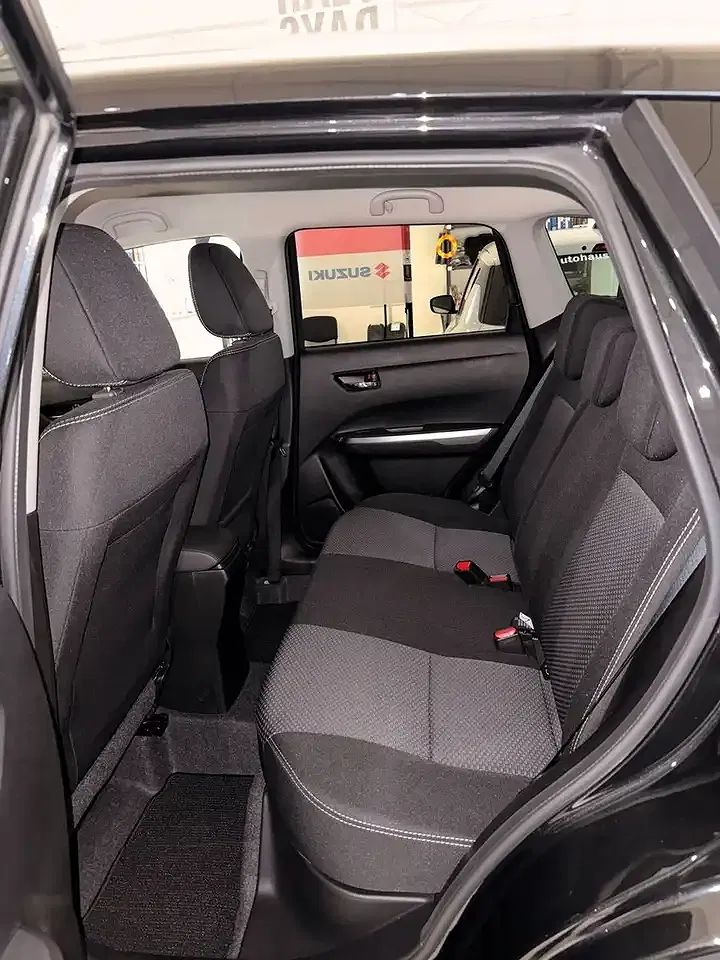 Suzuki Vitara - Thumbnail 28