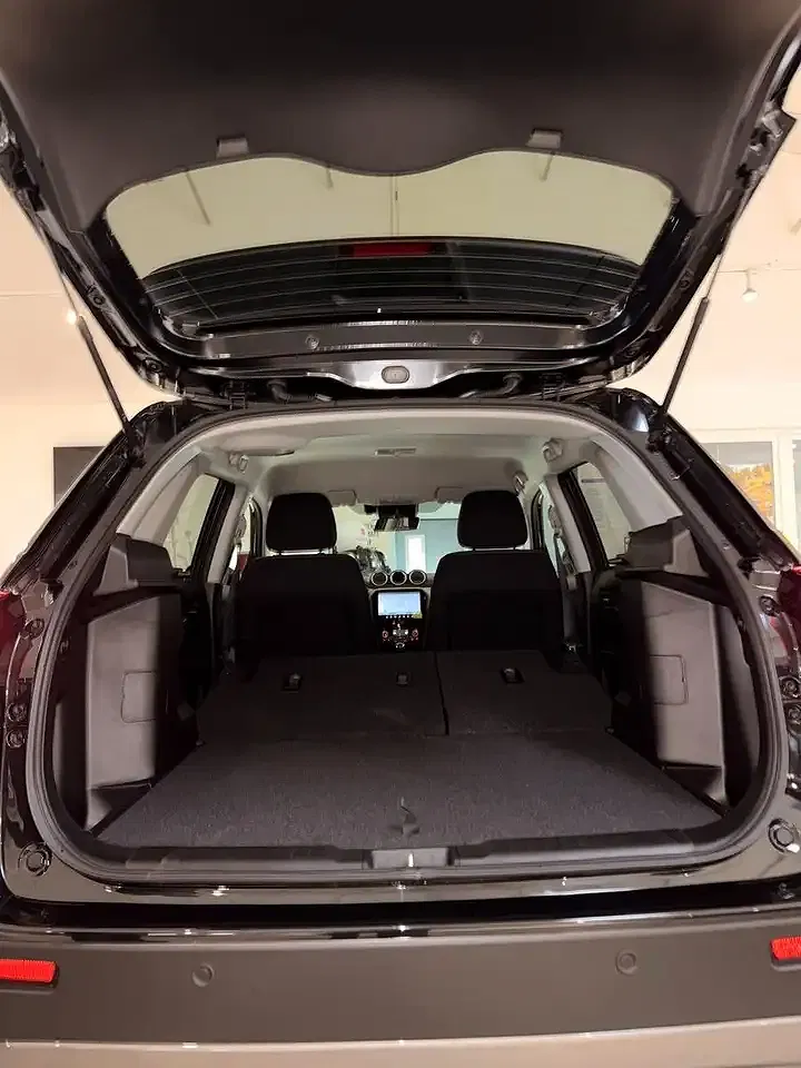 Suzuki Vitara - Thumbnail 36