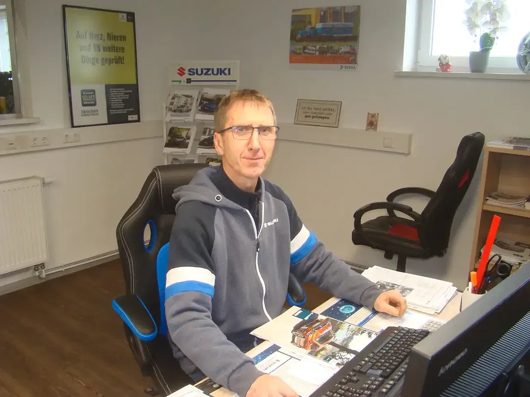 Suzuki Vitara - Thumbnail 40