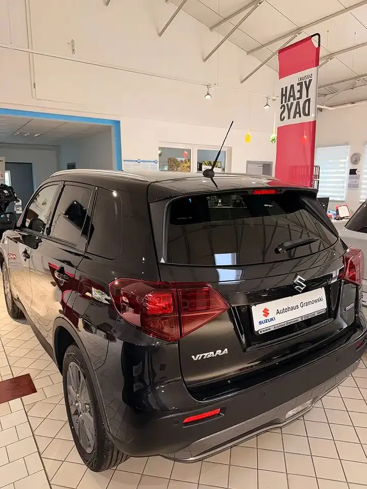 Suzuki Vitara - Thumbnail 7
