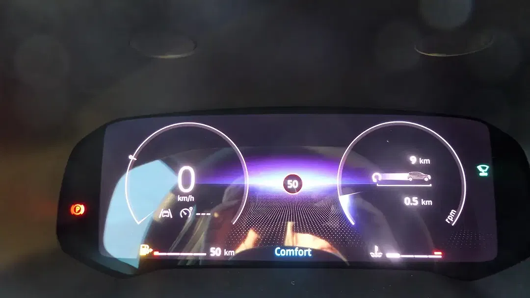 Renault Captur - Thumbnail 11