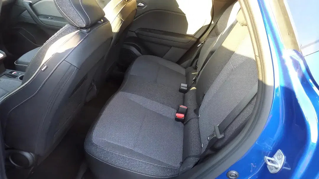 Renault Captur - Thumbnail 14