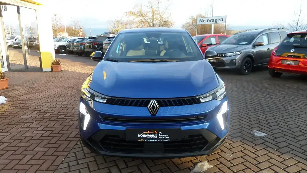 Renault Captur - Thumbnail 2