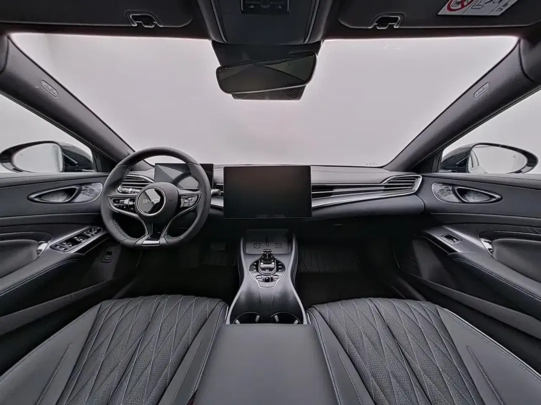 BYD Seal - Thumbnail 8