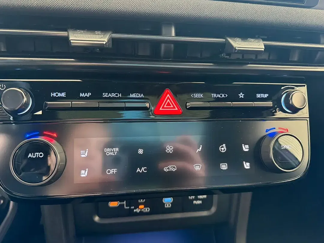 Hyundai TUCSON - Thumbnail 9