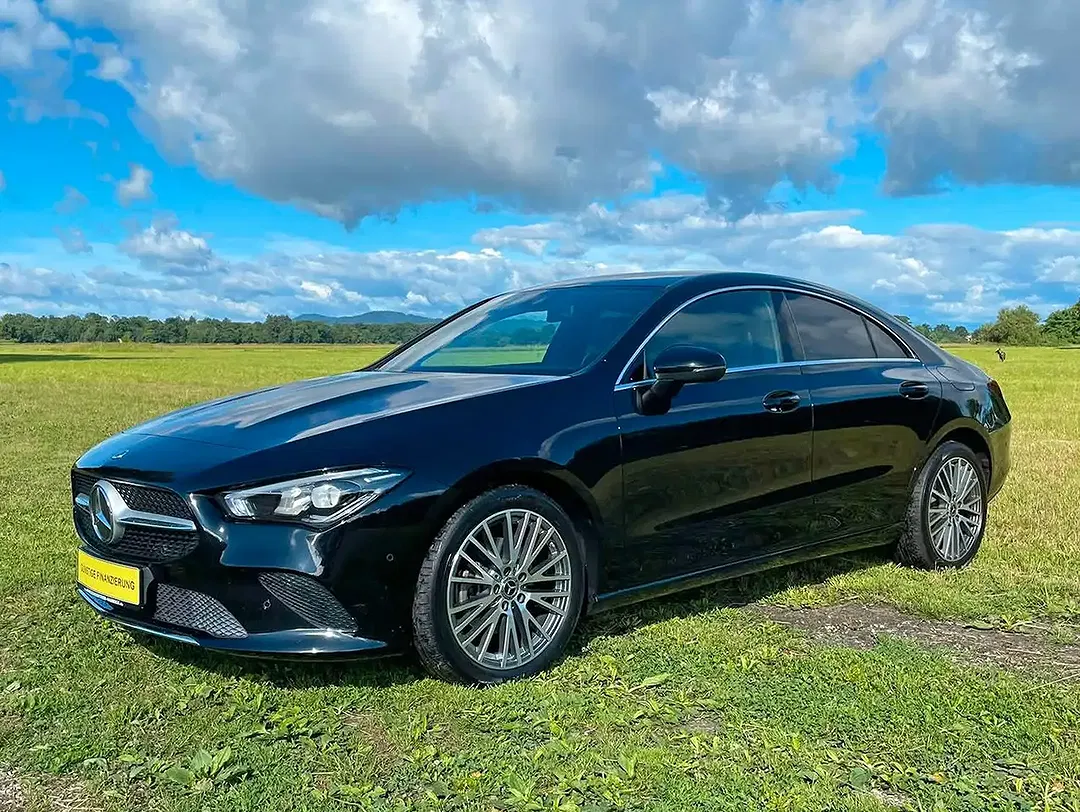 Mercedes-Benz CLA 200 - Thumbnail 1