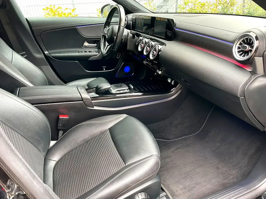 Mercedes-Benz CLA 200 - Thumbnail 12