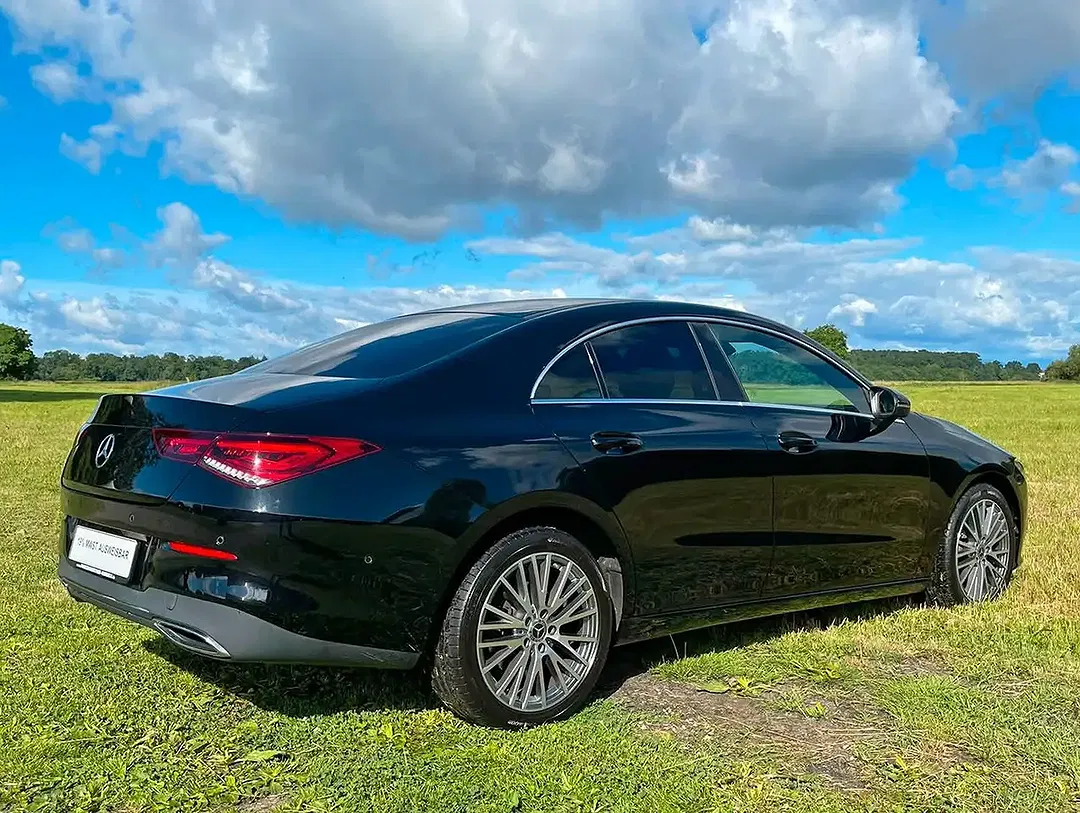 Mercedes-Benz CLA 200 - Thumbnail 4