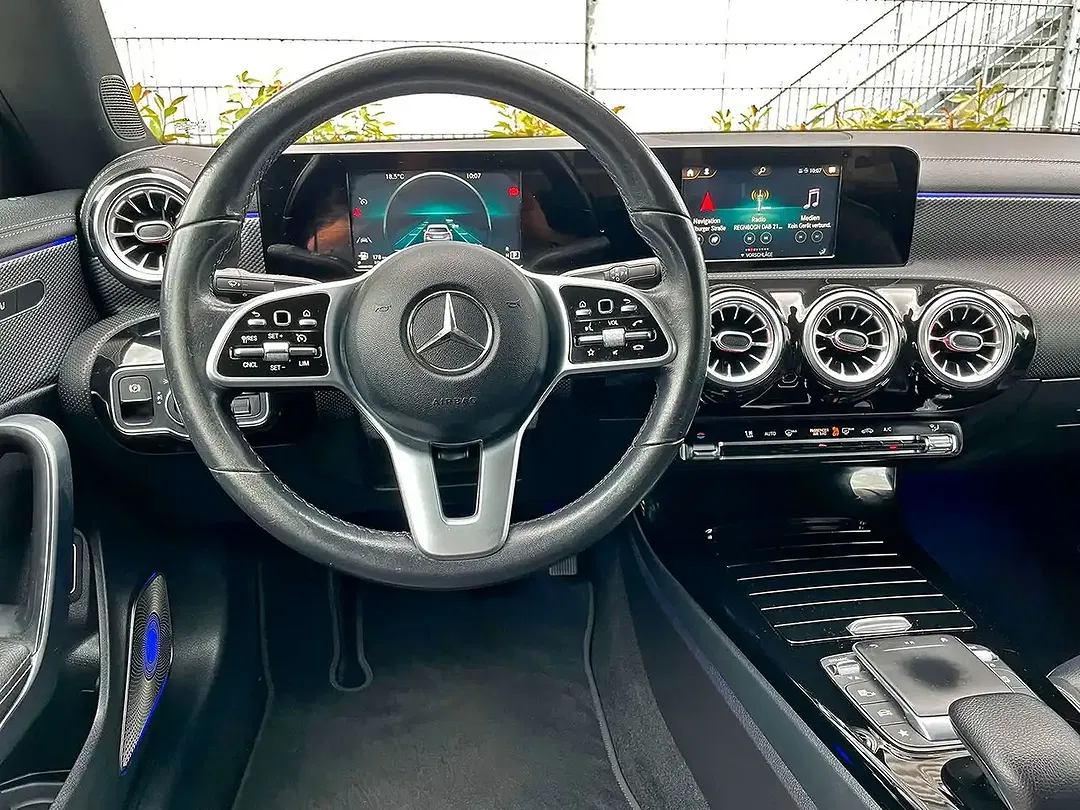 Mercedes-Benz CLA 200 - Thumbnail 6