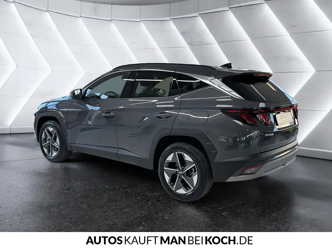 Hyundai TUCSON - Thumbnail 2